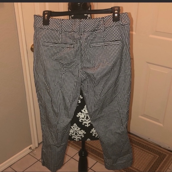 New York and company capris - Picture 2 of 4